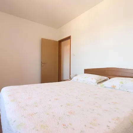 Jaksa Apartman Vis